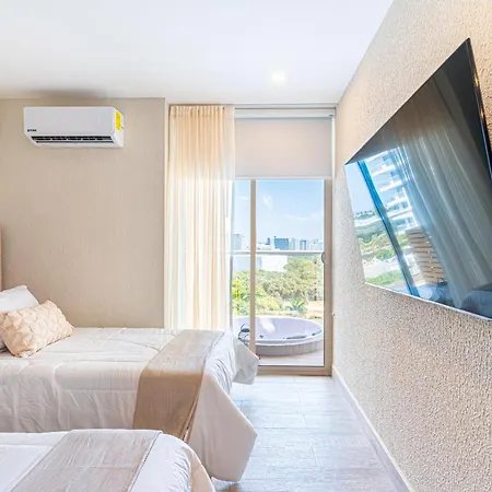 Dominique Cartagena, Beautiful 2 Bedroom With Private Jacuzzi Apartamento Cartagena
