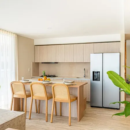 Dominique Cartagena, Beautiful 2 Bedroom With Private Jacuzzi Apartment Cartagena