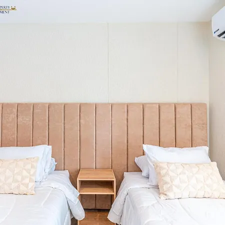 Dominique Cartagena, Beautiful 2 Bedroom With Private Jacuzzi